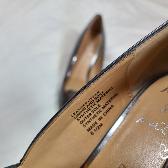 Banana Republic | Deep Silver Shoes - Picture 4 of 7